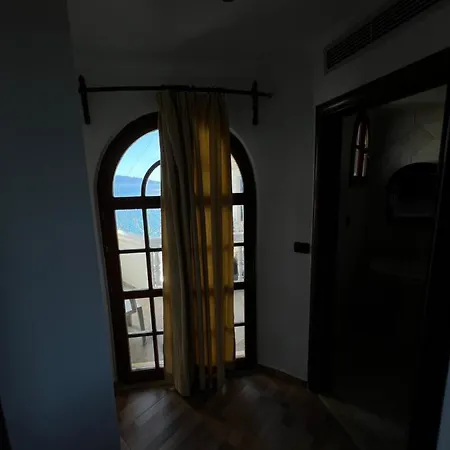 Castle Of Monte Cristo With Pool-Ilio